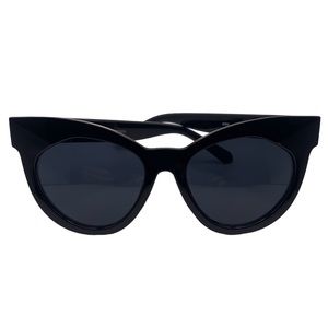 Cat-eye Arrow Sunglasses - Black